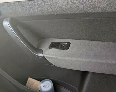 Черный Фольксваген Туран, объемом двигателя 2 л и пробегом 236 тыс. км за 9800 $, фото 14 на Automoto.ua