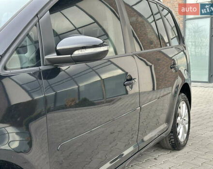 Чорний Фольксваген Туран, об'ємом двигуна 1.97 л та пробігом 336 тис. км за 8200 $, фото 11 на Automoto.ua