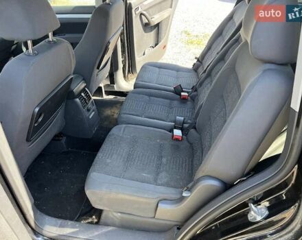 Черный Фольксваген Туран, объемом двигателя 1.4 л и пробегом 238 тыс. км за 7888 $, фото 263 на Automoto.ua