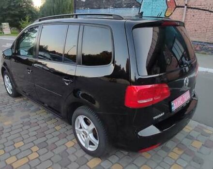 Чорний Фольксваген Туран, об'ємом двигуна 1.6 л та пробігом 258 тис. км за 10700 $, фото 6 на Automoto.ua