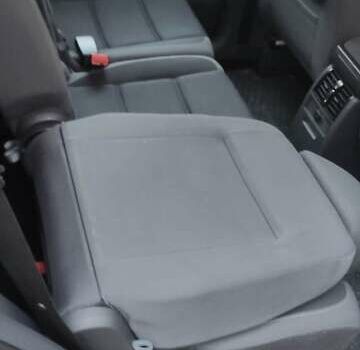 Черный Фольксваген Туран, объемом двигателя 1.39 л и пробегом 195 тыс. км за 8300 $, фото 20 на Automoto.ua