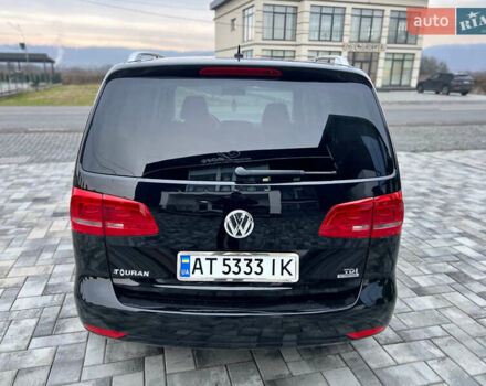 Черный Фольксваген Туран, объемом двигателя 1.6 л и пробегом 220 тыс. км за 8400 $, фото 5 на Automoto.ua