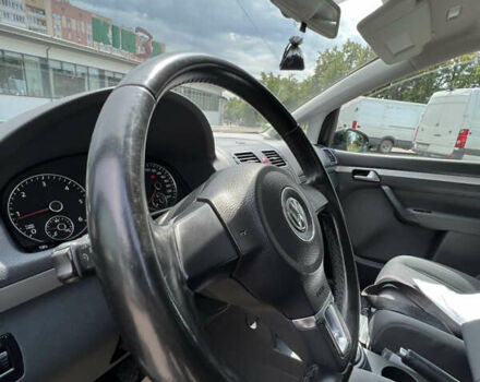 Чорний Фольксваген Туран, об'ємом двигуна 1.6 л та пробігом 256 тис. км за 10900 $, фото 15 на Automoto.ua
