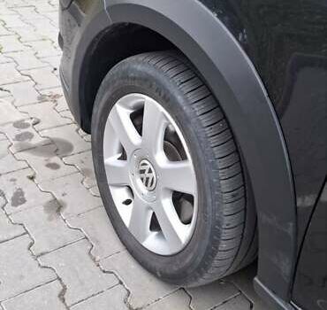 Чорний Фольксваген Туран, об'ємом двигуна 1.98 л та пробігом 245 тис. км за 10500 $, фото 3 на Automoto.ua