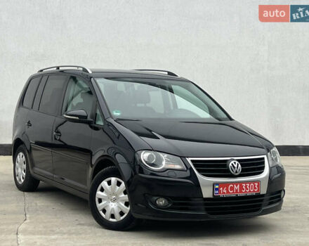 Черный Фольксваген Туран, объемом двигателя 1.4 л и пробегом 213 тыс. км за 7950 $, фото 10 на Automoto.ua