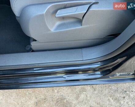 Черный Фольксваген Туран, объемом двигателя 1.4 л и пробегом 238 тыс. км за 7888 $, фото 54 на Automoto.ua