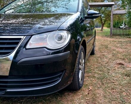 Чорний Фольксваген Туран, об'ємом двигуна 1.6 л та пробігом 249 тис. км за 8499 $, фото 6 на Automoto.ua