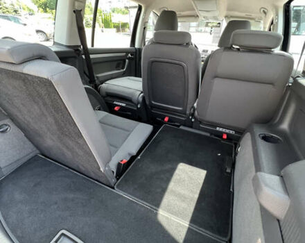 Чорний Фольксваген Туран, об'ємом двигуна 1.6 л та пробігом 256 тис. км за 10900 $, фото 17 на Automoto.ua