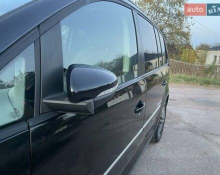 Черный Фольксваген Туран, объемом двигателя 1.4 л и пробегом 238 тыс. км за 7888 $, фото 27 на Automoto.ua