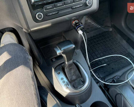 Черный Фольксваген Туран, объемом двигателя 1.97 л и пробегом 285 тыс. км за 7100 $, фото 8 на Automoto.ua