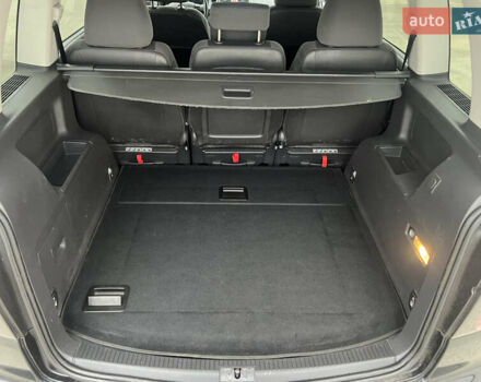 Черный Фольксваген Туран, объемом двигателя 1.4 л и пробегом 213 тыс. км за 8100 $, фото 38 на Automoto.ua