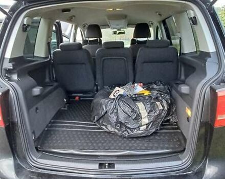 Чорний Фольксваген Туран, об'ємом двигуна 1.6 л та пробігом 208 тис. км за 9500 $, фото 4 на Automoto.ua