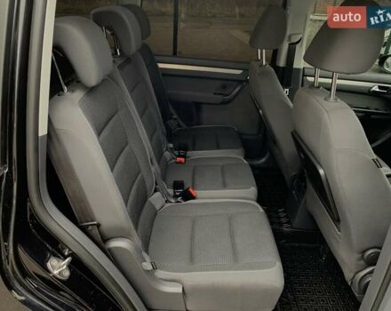 Черный Фольксваген Туран, объемом двигателя 2 л и пробегом 283 тыс. км за 12555 $, фото 30 на Automoto.ua