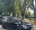 Черный Фольксваген Туран, объемом двигателя 1.6 л и пробегом 268 тыс. км за 9300 $, фото 1 на Automoto.ua