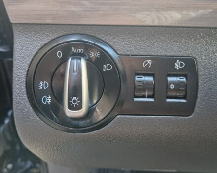 Чорний Фольксваген Туран, об'ємом двигуна 1.6 л та пробігом 273 тис. км за 9999 $, фото 22 на Automoto.ua