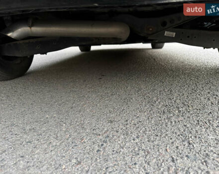 Чорний Фольксваген Туран, об'ємом двигуна 1.6 л та пробігом 185 тис. км за 11650 $, фото 78 на Automoto.ua