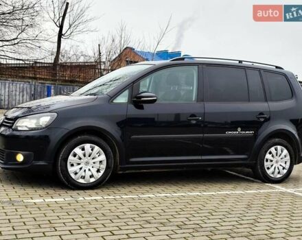 Черный Фольксваген Туран, объемом двигателя 2 л и пробегом 273 тыс. км за 8900 $, фото 1 на Automoto.ua