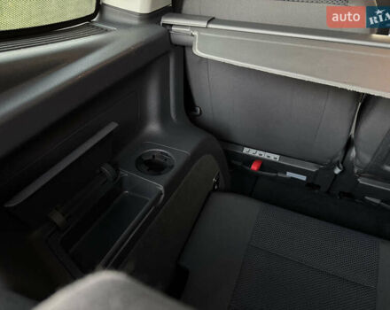 Черный Фольксваген Туран, объемом двигателя 1.6 л и пробегом 185 тыс. км за 11300 $, фото 64 на Automoto.ua