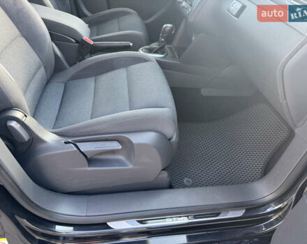 Чорний Фольксваген Туран, об'ємом двигуна 1.97 л та пробігом 283 тис. км за 11700 $, фото 24 на Automoto.ua