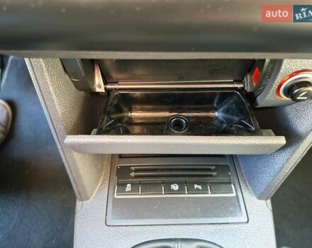 Черный Фольксваген Туран, объемом двигателя 1.6 л и пробегом 275 тыс. км за 9600 $, фото 74 на Automoto.ua