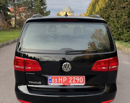 Черный Фольксваген Туран, объемом двигателя 1.6 л и пробегом 185 тыс. км за 11300 $, фото 20 на Automoto.ua