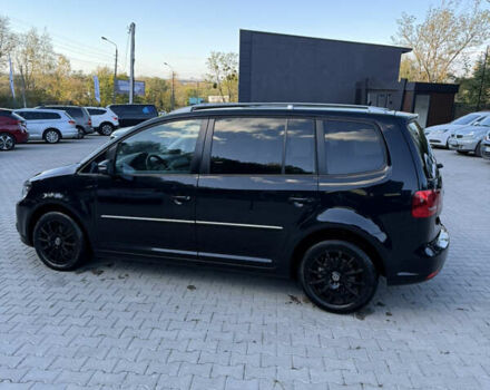 Чорний Фольксваген Туран, об'ємом двигуна 1.6 л та пробігом 265 тис. км за 10700 $, фото 14 на Automoto.ua