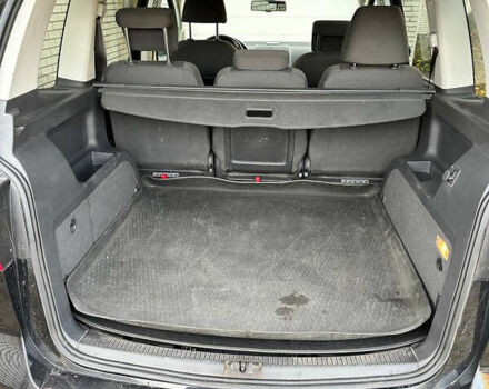 Черный Фольксваген Туран, объемом двигателя 1.39 л и пробегом 99 тыс. км за 11399 $, фото 13 на Automoto.ua