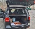 Черный Фольксваген Туран, объемом двигателя 1.6 л и пробегом 278 тыс. км за 9300 $, фото 29 на Automoto.ua