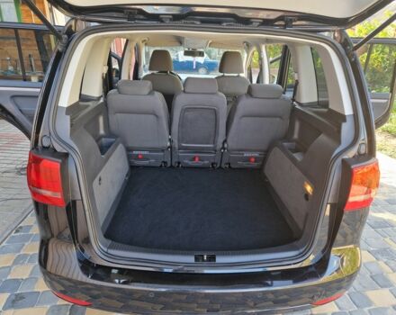 Чорний Фольксваген Туран, об'ємом двигуна 1.6 л та пробігом 273 тис. км за 9999 $, фото 16 на Automoto.ua