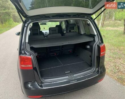 Чорний Фольксваген Туран, об'ємом двигуна 1.6 л та пробігом 254 тис. км за 10300 $, фото 19 на Automoto.ua