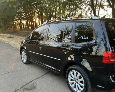 Черный Фольксваген Туран, объемом двигателя 2 л и пробегом 280 тыс. км за 12000 $, фото 5 на Automoto.ua