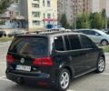 Черный Фольксваген Туран, объемом двигателя 1.6 л и пробегом 230 тыс. км за 10950 $, фото 5 на Automoto.ua