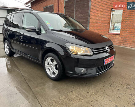 Черный Фольксваген Туран, объемом двигателя 1.6 л и пробегом 333 тыс. км за 9300 $, фото 6 на Automoto.ua