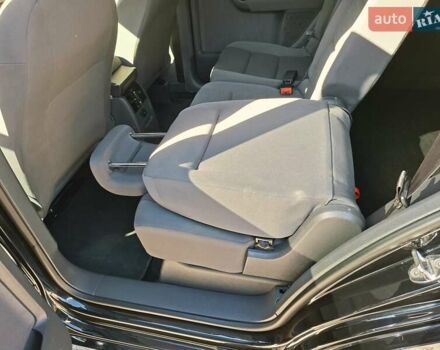 Черный Фольксваген Туран, объемом двигателя 1.6 л и пробегом 275 тыс. км за 9600 $, фото 83 на Automoto.ua