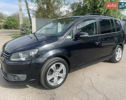 Черный Фольксваген Туран, объемом двигателя 1.39 л и пробегом 236 тыс. км за 8200 $, фото 4 на Automoto.ua