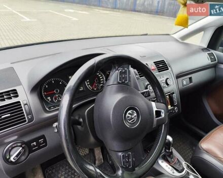 Черный Фольксваген Туран, объемом двигателя 2 л и пробегом 273 тыс. км за 8900 $, фото 21 на Automoto.ua