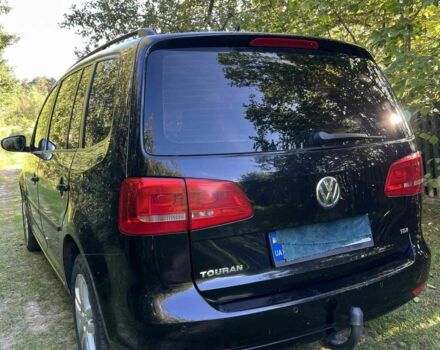 Чорний Фольксваген Туран, об'ємом двигуна 1.6 л та пробігом 375 тис. км за 9200 $, фото 7 на Automoto.ua