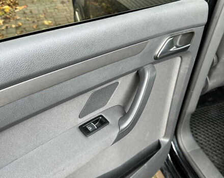 Черный Фольксваген Туран, объемом двигателя 1.39 л и пробегом 99 тыс. км за 11399 $, фото 16 на Automoto.ua