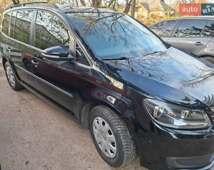 Черный Фольксваген Туран, объемом двигателя 1.6 л и пробегом 275 тыс. км за 9600 $, фото 7 на Automoto.ua