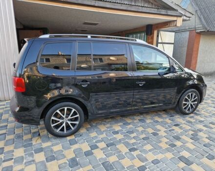 Чорний Фольксваген Туран, об'ємом двигуна 1.6 л та пробігом 273 тис. км за 9999 $, фото 5 на Automoto.ua