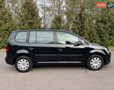 Черный Фольксваген Туран, объемом двигателя 1.6 л и пробегом 185 тыс. км за 11300 $, фото 17 на Automoto.ua