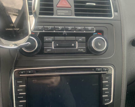 Черный Фольксваген Туран, объемом двигателя 1.97 л и пробегом 205 тыс. км за 12500 $, фото 8 на Automoto.ua