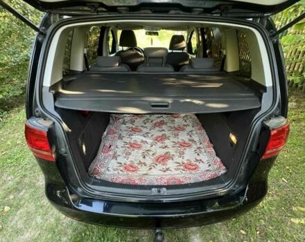 Чорний Фольксваген Туран, об'ємом двигуна 1.6 л та пробігом 375 тис. км за 9200 $, фото 5 на Automoto.ua