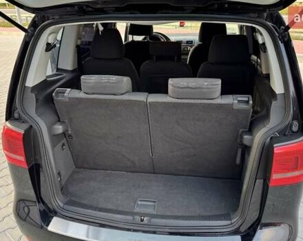 Черный Фольксваген Туран, объемом двигателя 1.6 л и пробегом 256 тыс. км за 8999 $, фото 18 на Automoto.ua