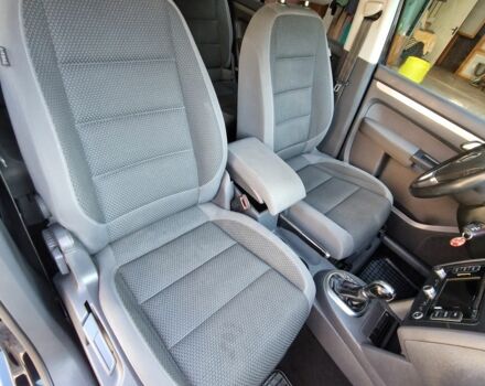 Чорний Фольксваген Туран, об'ємом двигуна 1.6 л та пробігом 273 тис. км за 9999 $, фото 14 на Automoto.ua