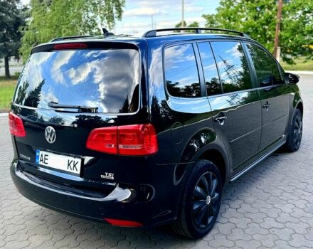 Черный Фольксваген Туран, объемом двигателя 1.4 л и пробегом 251 тыс. км за 8200 $, фото 3 на Automoto.ua