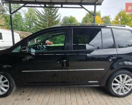 Черный Фольксваген Туран, объемом двигателя 1.98 л и пробегом 255 тыс. км за 12400 $, фото 24 на Automoto.ua