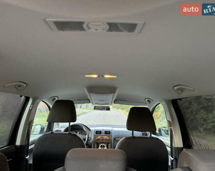 Черный Фольксваген Туран, объемом двигателя 1.6 л и пробегом 185 тыс. км за 11300 $, фото 42 на Automoto.ua