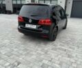 Черный Фольксваген Туран, объемом двигателя 1.97 л и пробегом 247 тыс. км за 11000 $, фото 22 на Automoto.ua