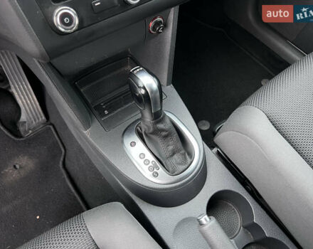 Черный Фольксваген Туран, объемом двигателя 1.4 л и пробегом 235 тыс. км за 8990 $, фото 24 на Automoto.ua